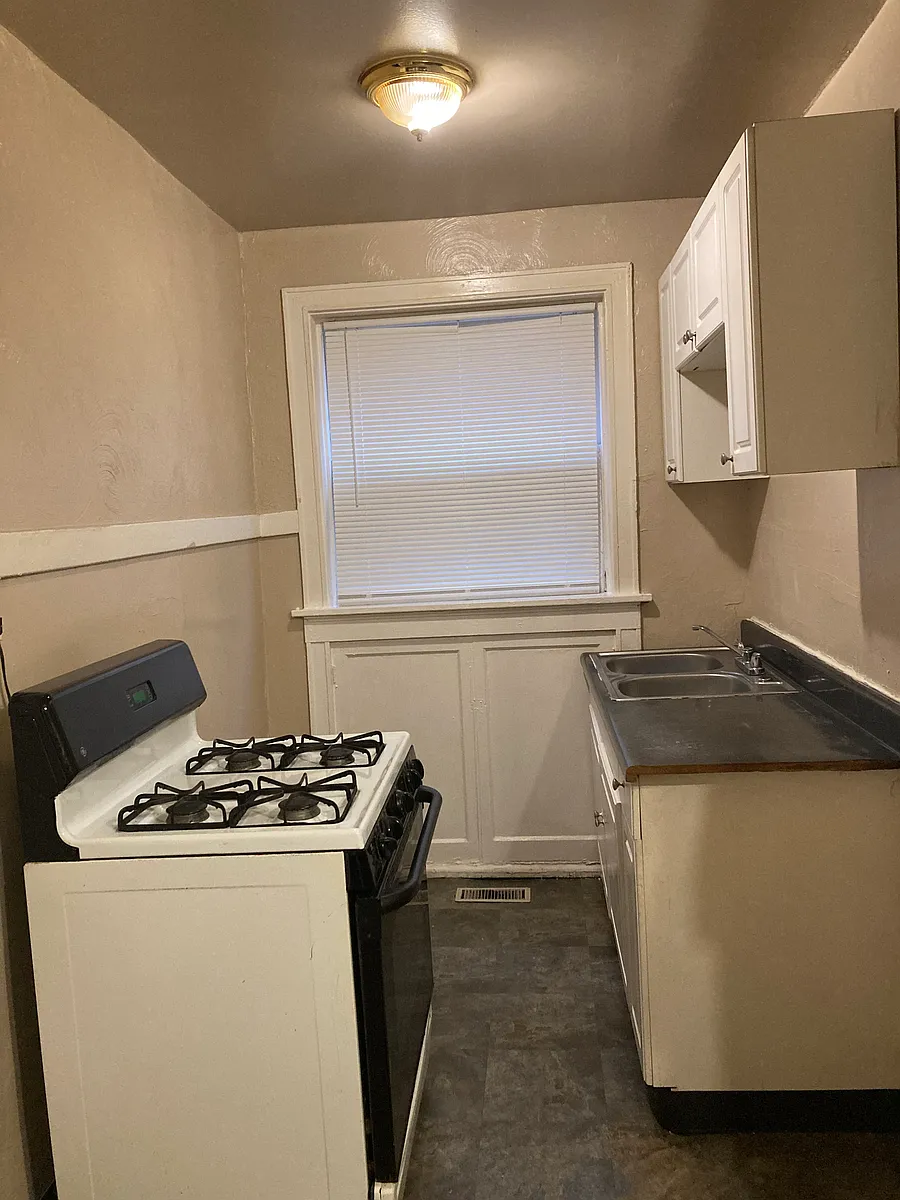 Building Photo - 5153 Palm St #1W