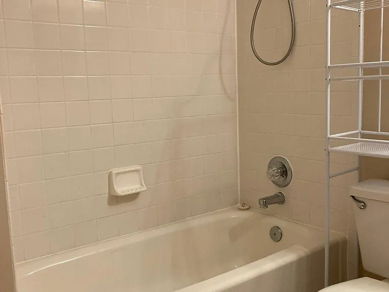 507 Mews Ct — Photo 15