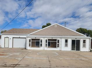 511 5th St, Sloan, IA 51055