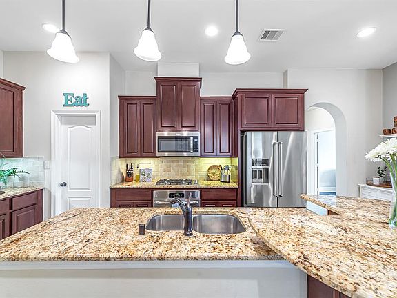 5th image of 20615 Azalea Chase Dr