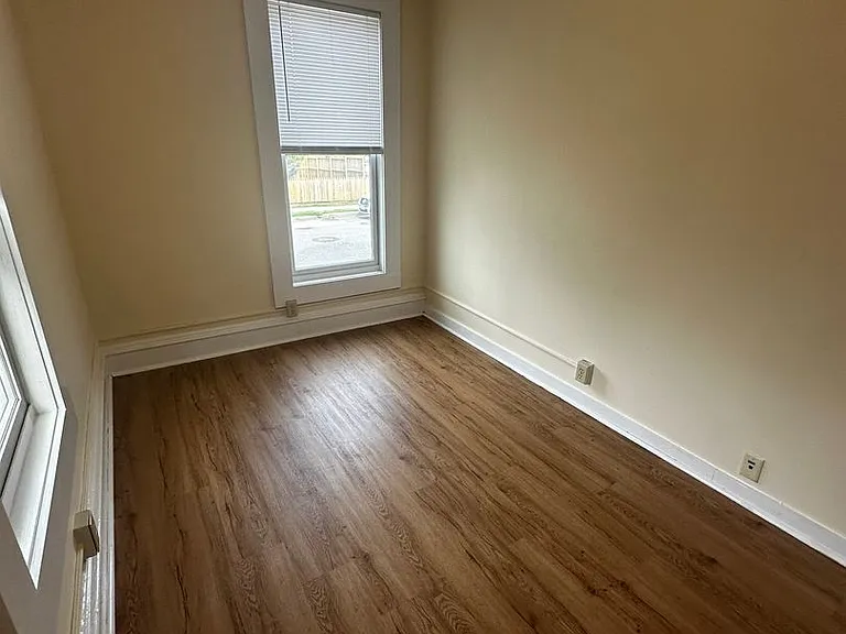 9 Lakeview Terrace — Photo 9
