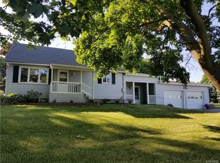 4399 Salt Works Rd, Medina, NY 14103