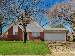 1133 Norwood Dr, Hurst, TX 76053