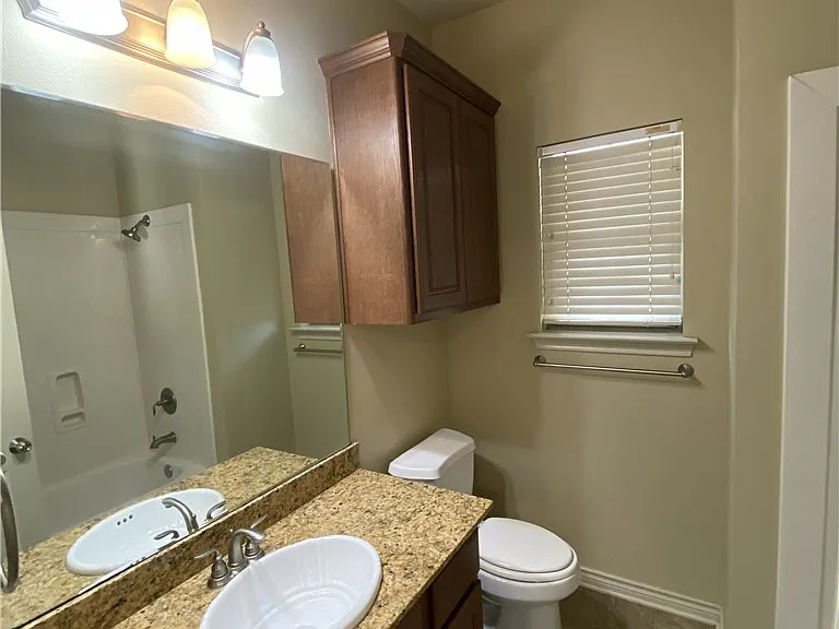 119 Forest Dr — Photo 14