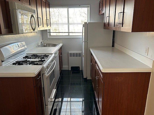 1st image of 35 S Broadway APT A2