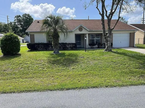 4051 N Columbus St, Beverly Hills, FL 34465