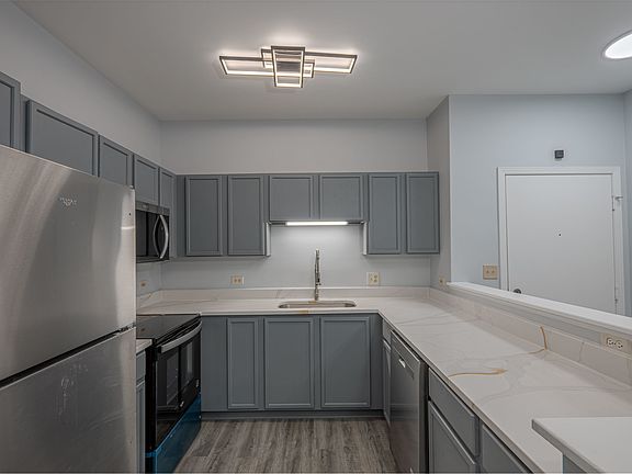 3rd image of 801 N McLean Blvd APT 146