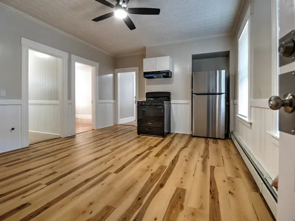 9 Kendall St APT 2, Methuen, MA 01844