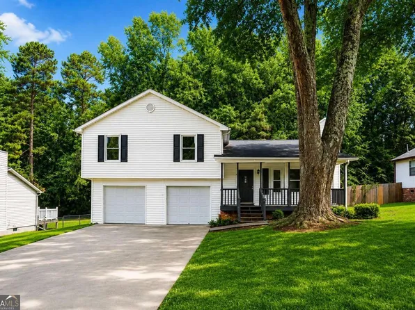 1731 Rose Garden Ln, Loganville, GA 30052