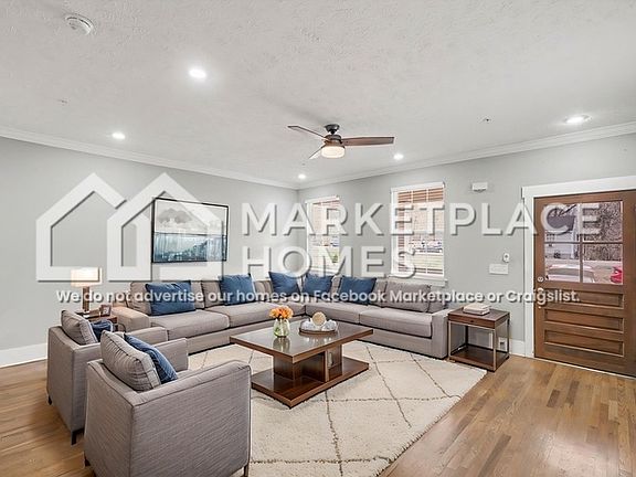 4th image of 114 Bell St