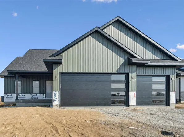 900 Crestview Dr, Solon, IA 52333