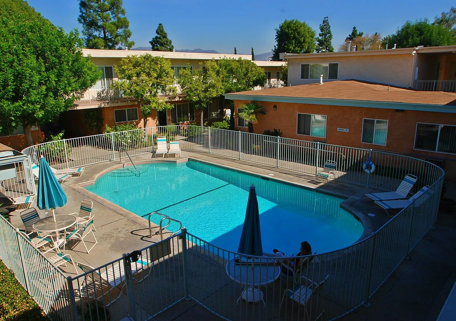 Casa Patrina Apts...Gorgeous Newly Remodeled Apartments...CALL NOW! — Photo 4