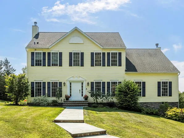 74 Willow Brook Ridge, Clinton Corners, NY 12514