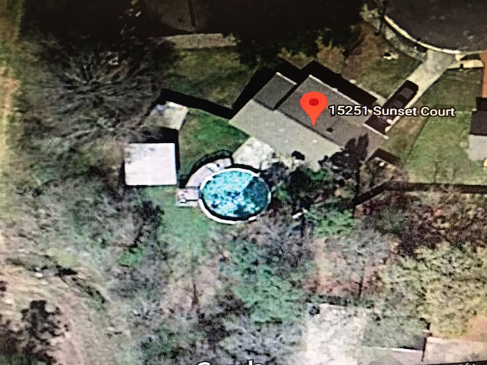 1st image of 15251 Sunset Ct