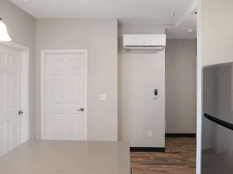 43 Railroad St #204 — Photo 8