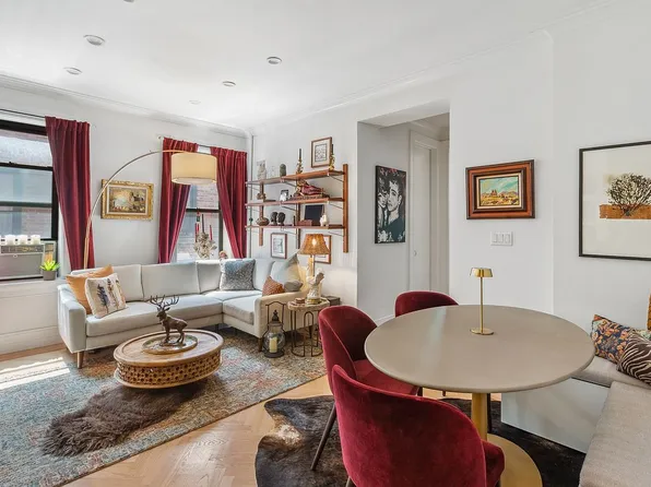 2439 38th St #C9, Astoria, NY 11103