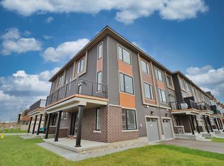 257 Tullaghan Hts #1, Ottawa, ON K2J7C1