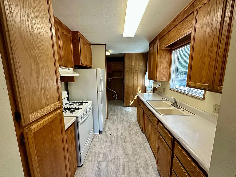 13215 N Meadow View Dr — Photo 15