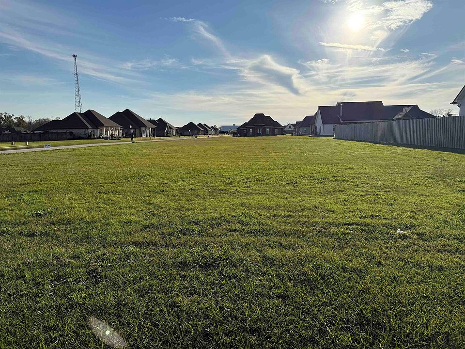 1st image of 103 Lyndale Ct