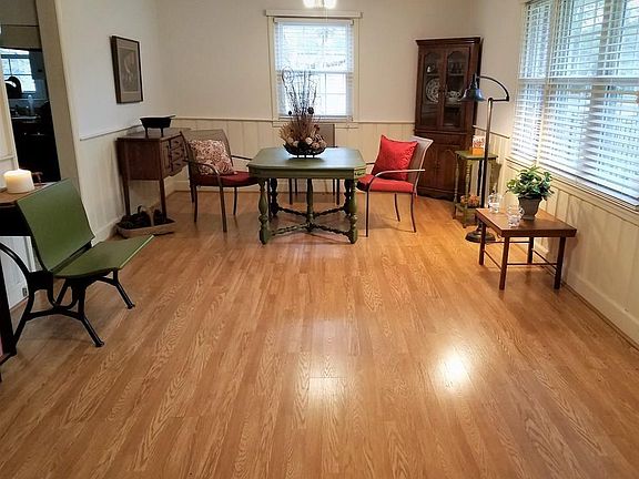 5th image of 504 Woodland Dr