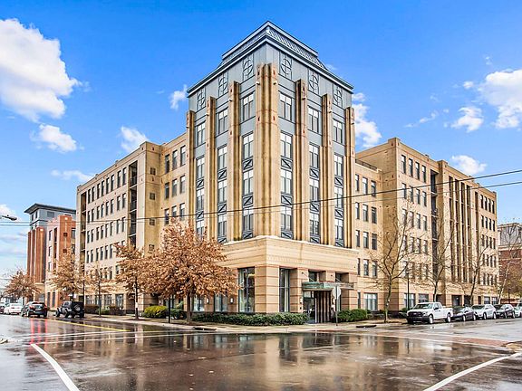 2nd image of 525 N Fayette St Unit 413
