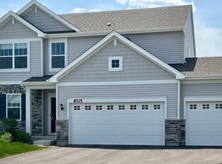 White Oaks Ct, WONDER LAKE, IL 60097