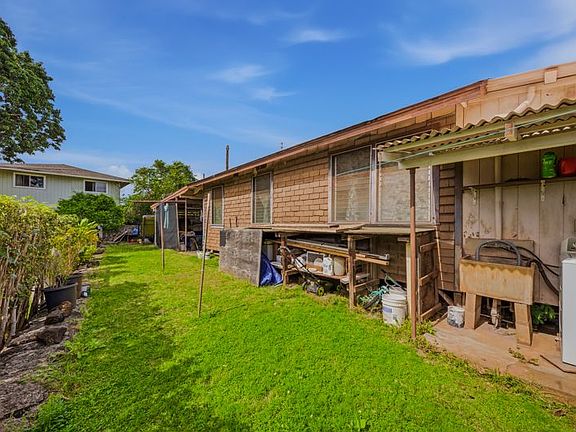 3rd image of 4744 Menehune Rd