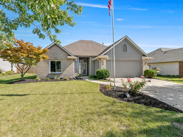 909 Autumn Ridge Ln, Fort Wayne, IN 46804