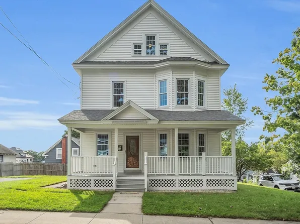 77 Highland Ave, Athol, MA 01331