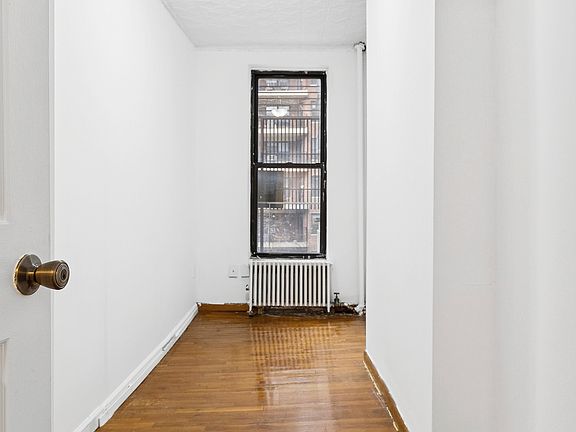 4th image of 1136 1st Ave APT 2