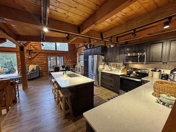 3rd image of 29522 Whispering Pines Road