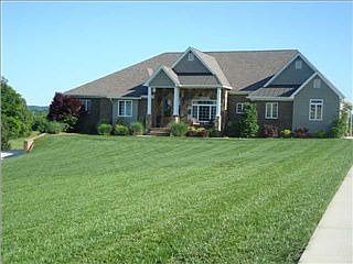 5th image of 7918 Clara Chase Dr