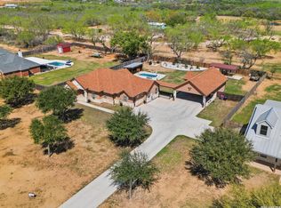 149 W Short Meadow Dr, Lytle, TX 78052