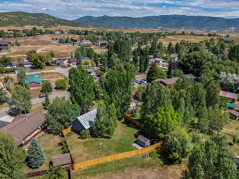 40555 Steamboat Dr — Photo 34