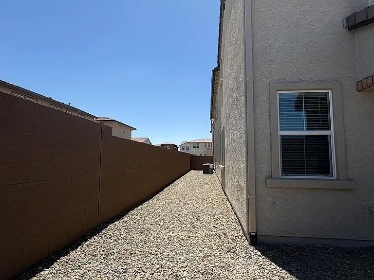 10138 E Ursula Ave — Photo 32