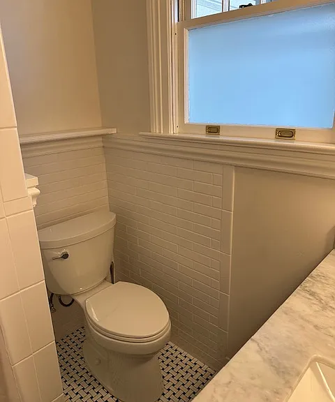 220 Throckmorton Ave — Photo 22