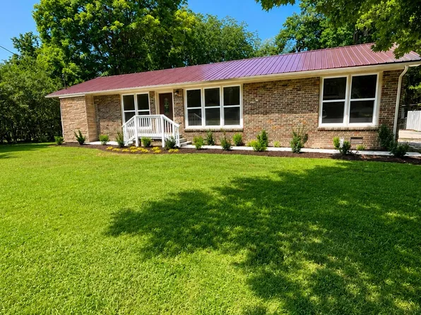 818 S Spring St, Manchester, TN 37355