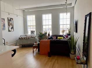 609 E Market St APT 208B, Charlottesville, VA 22902