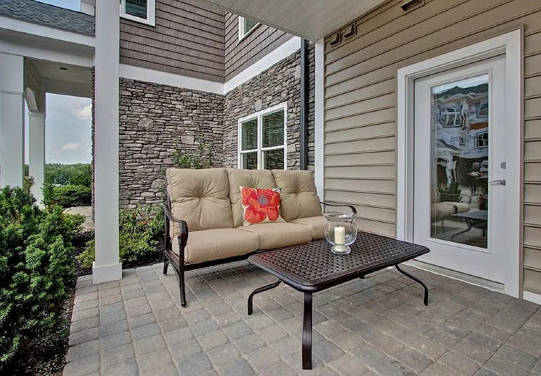 Madison Place Southborough — Photo 19