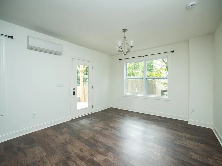 Unfurnished photo (available furnished or unfurnished)
