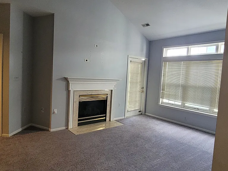 8710 Groffs Mill Dr #8710 — Photo 6