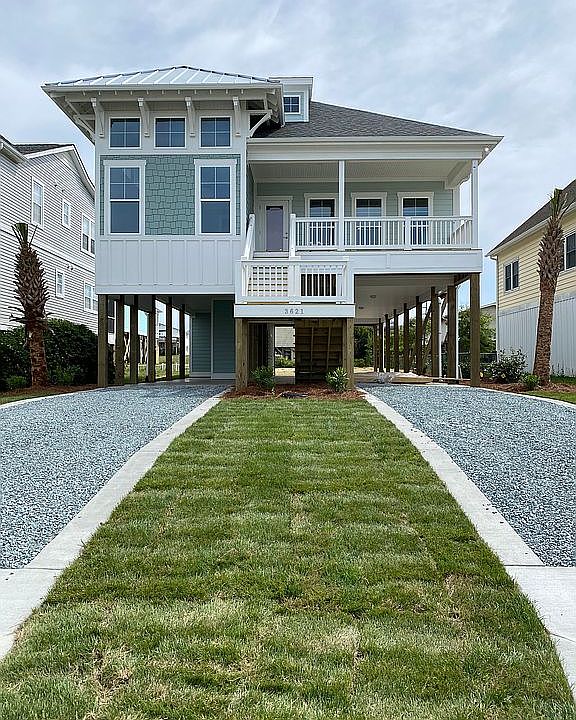 2nd image of 3621 W Pelican Dr