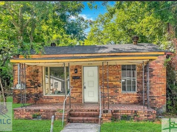 205 McIntyre St
