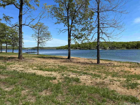 529 & 531 E Tri Lakes Dr, Horseshoe Bend, AR 72512