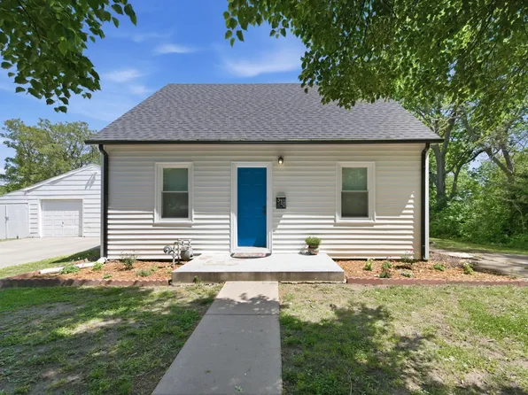 310 N Park Ave, Valley Center, KS 67147