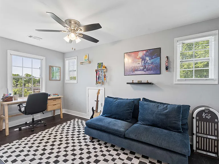 386 Berean Ave SE — Photo 15