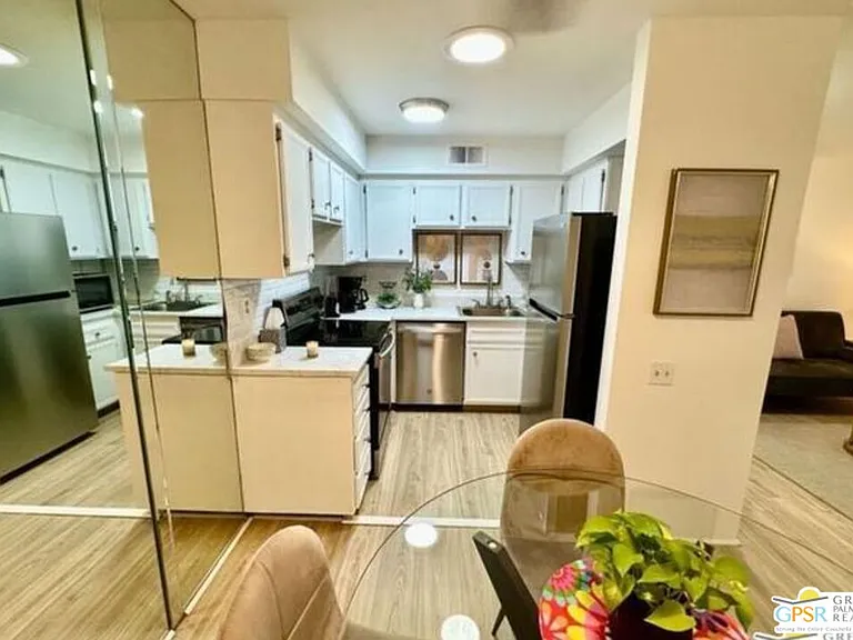 1533 S Sunflower Ct — Photo 12