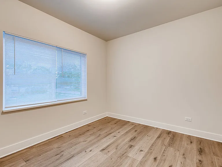 361 Marshall Rd — Photo 26