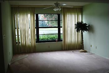 3rd image of 19 Plantation Dr APT 101