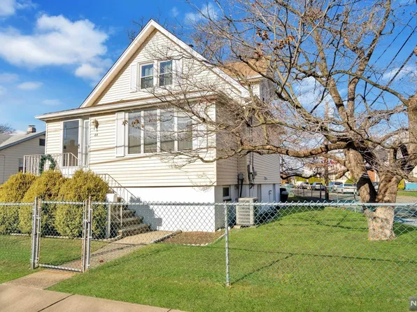 44 Worth St, Hackensack, NJ 07601